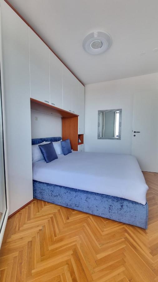 Ferienwohnung Aurora Split Exterior foto